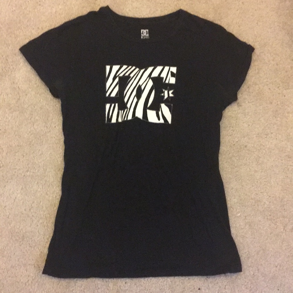 DC size Large tee shirt